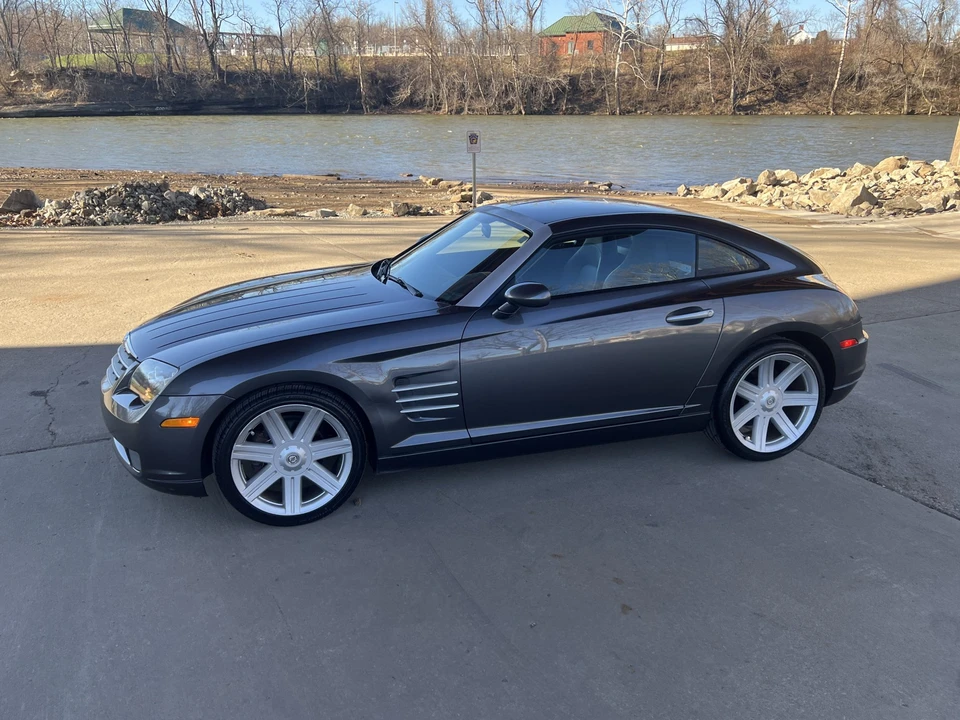 2005 Chrysler Crossfire - Image 20 of 31