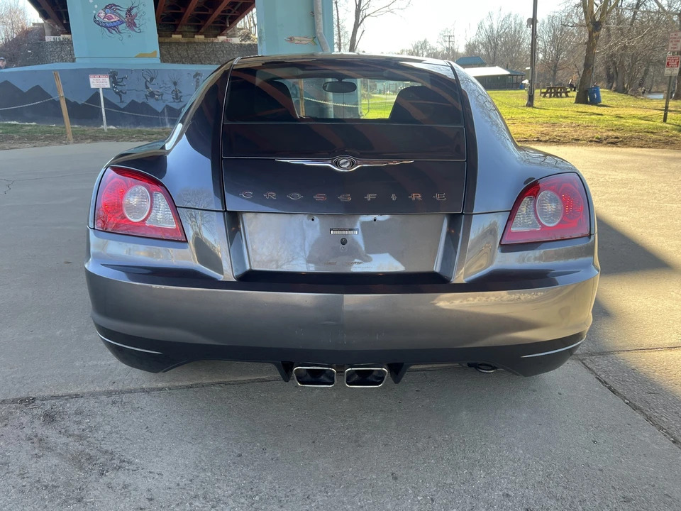 2005 Chrysler Crossfire - Image 30 of 31