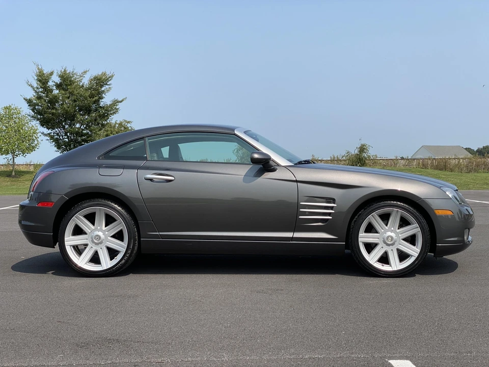 2005 Chrysler Crossfire - Image 17 of 31