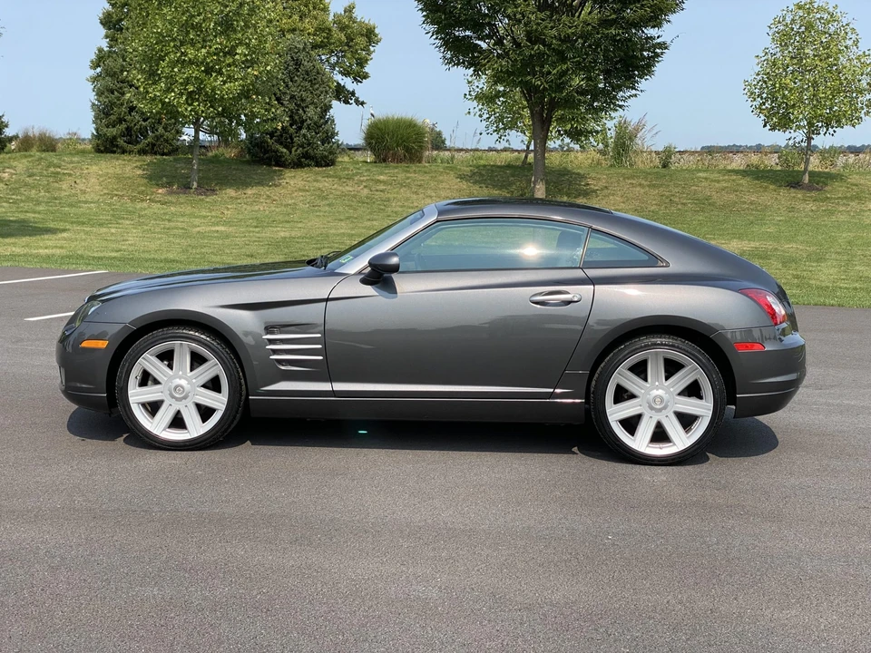 2005 Chrysler Crossfire - Image 4 of 31