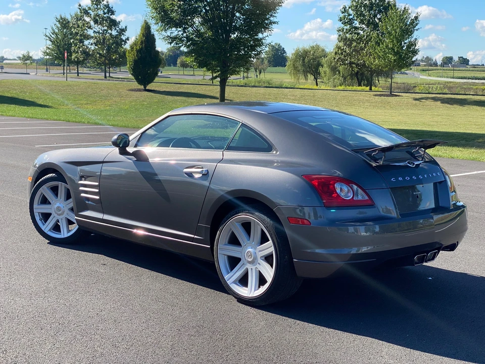 2005 Chrysler Crossfire - Image 8 of 31