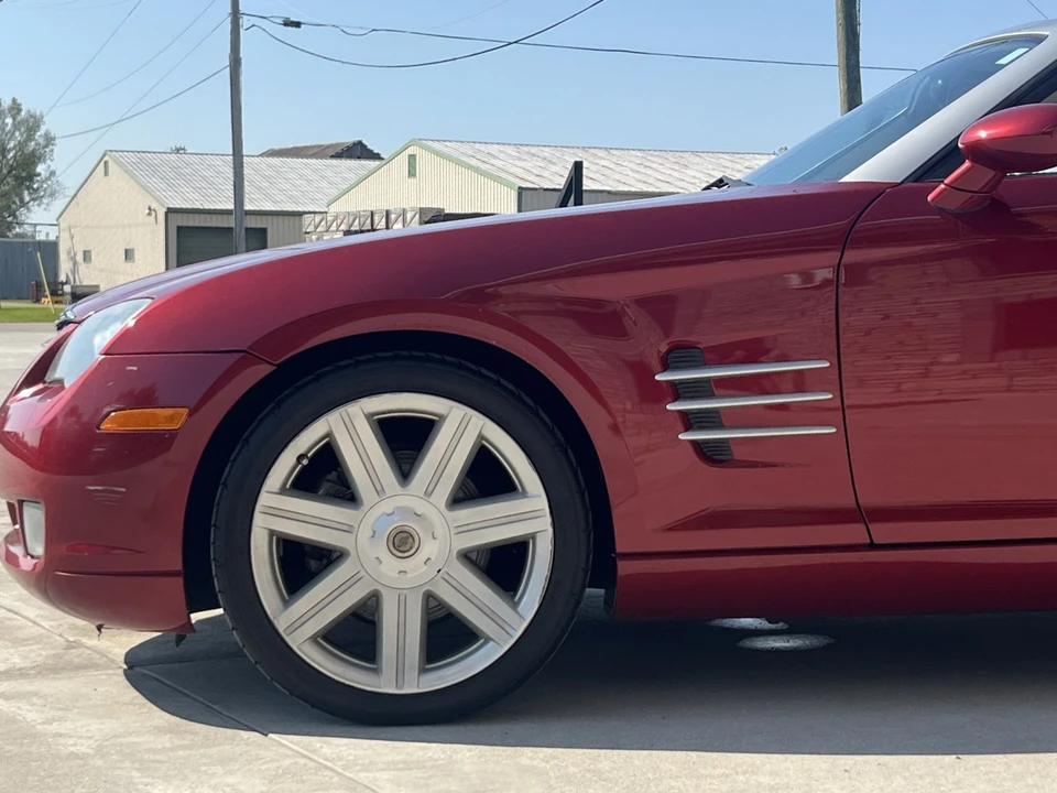 2005 Chrysler Crossfire - Image 22 of 31