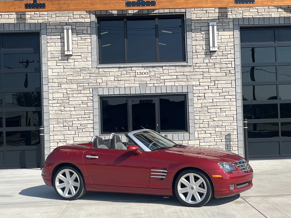 2005 Chrysler Crossfire - Image 3 of 31