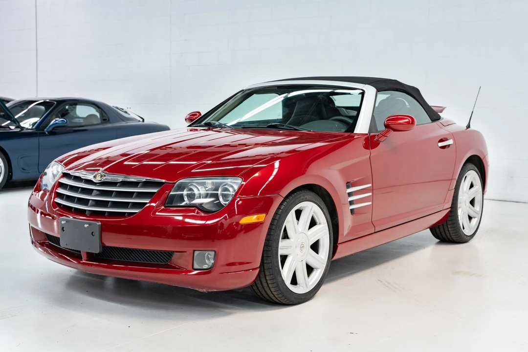 2005 Chrysler Crossfire - Image 10 of 31