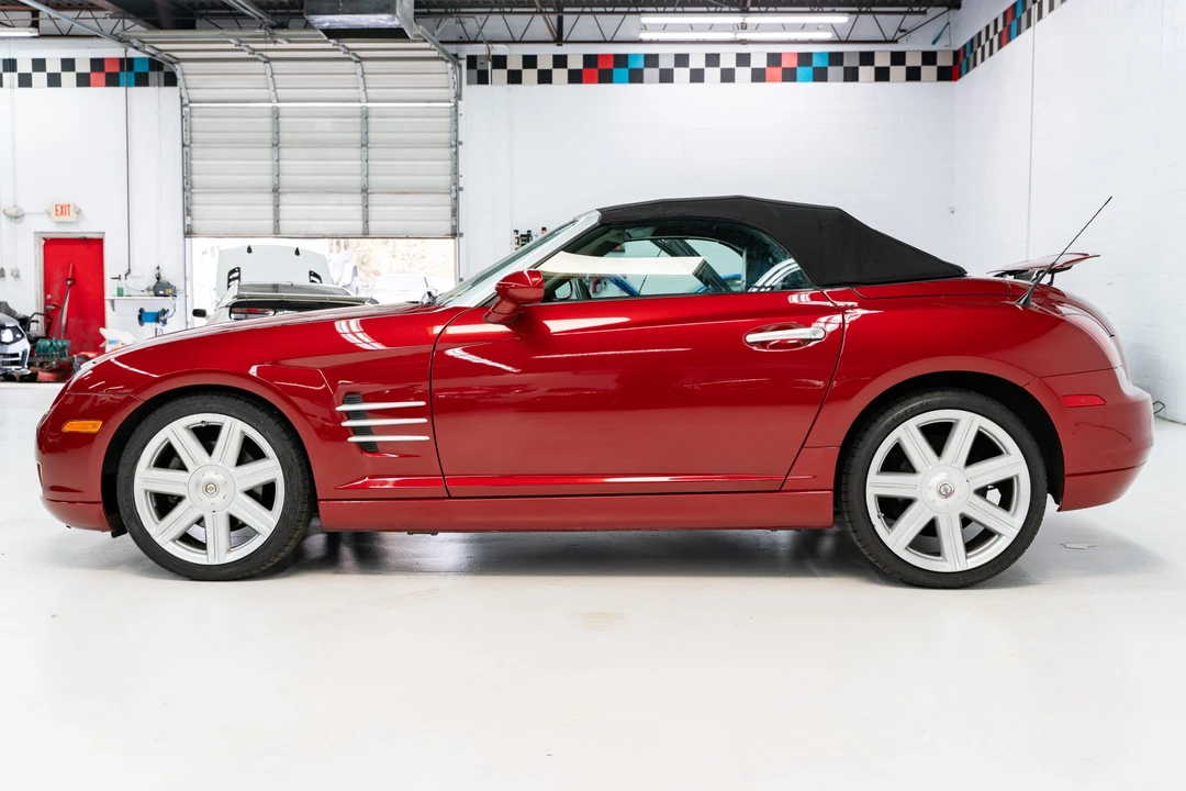 2005 Chrysler Crossfire - Image 16 of 31