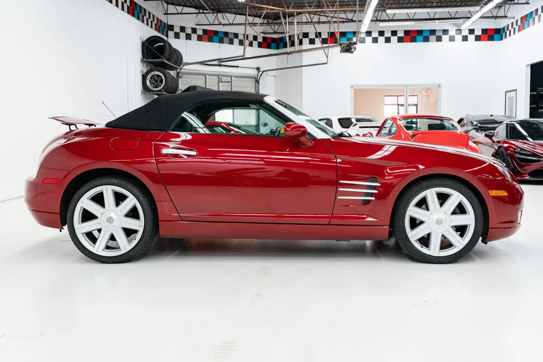 2005 Chrysler Crossfire - Image 12 of 31