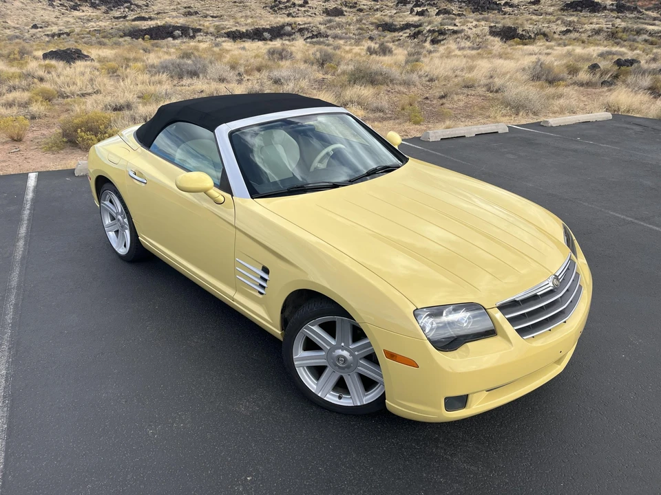 2005 Chrysler Crossfire - Image 12 of 31
