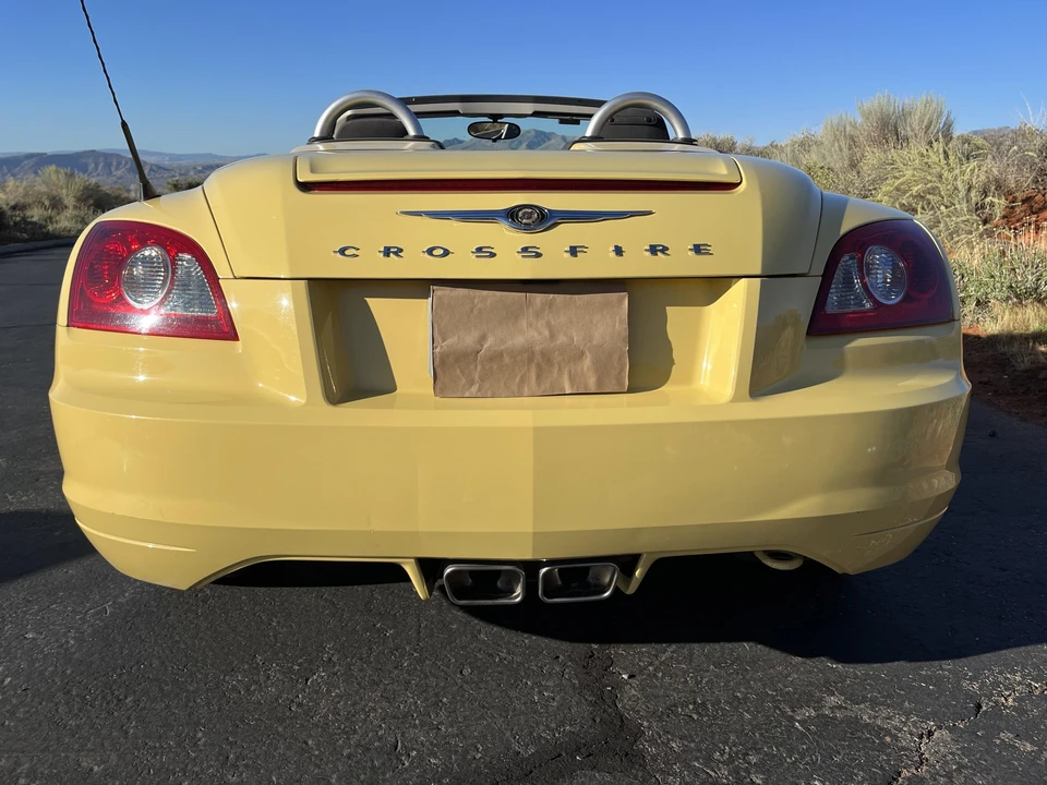 2005 Chrysler Crossfire - Image 7 of 31