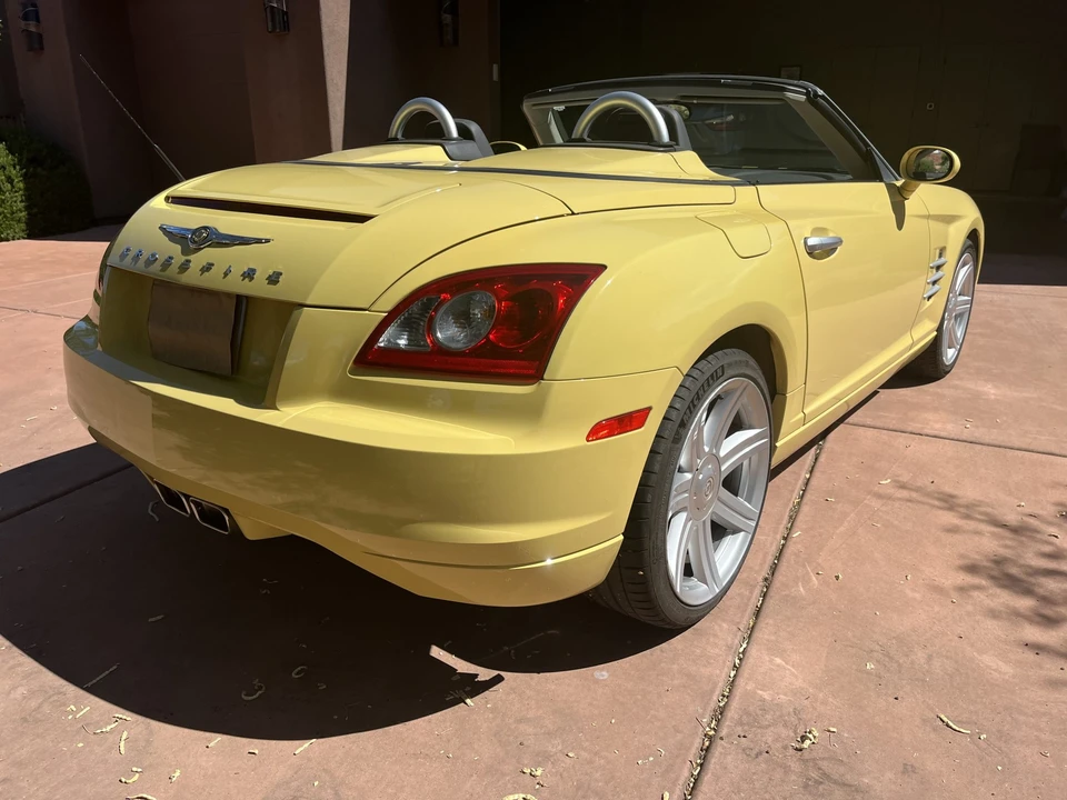 2005 Chrysler Crossfire - Image 8 of 31
