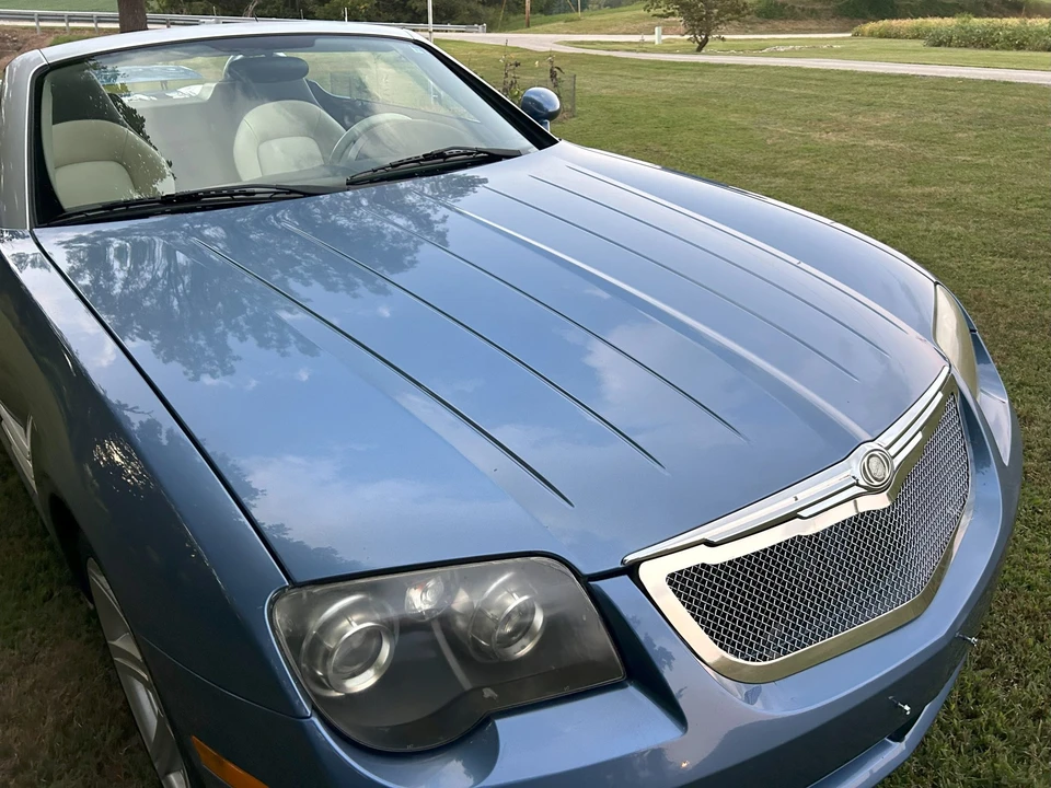 2005 Chrysler Crossfire - Image 19 of 31