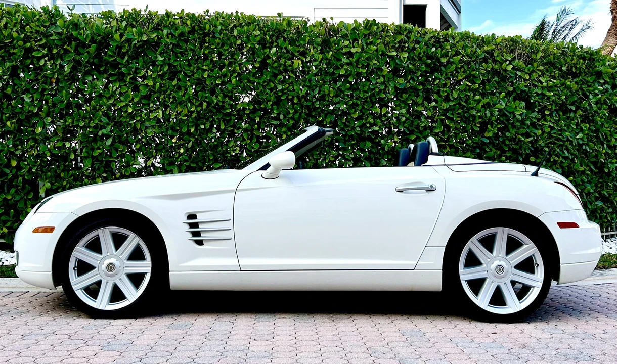 2005 Chrysler Crossfire - Image 22 of 31