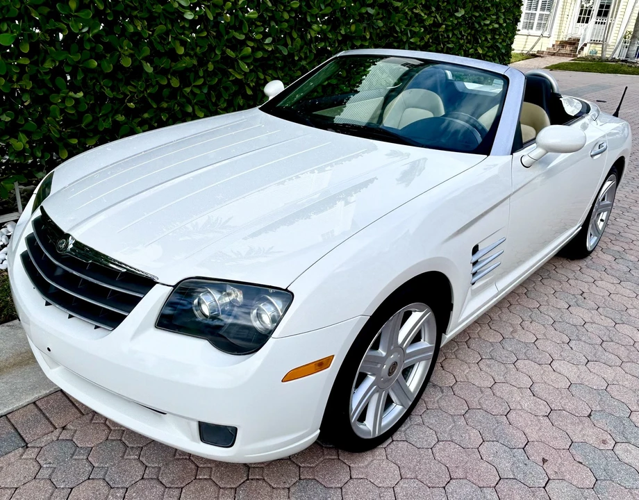 2005 Chrysler Crossfire - Image 6 of 31