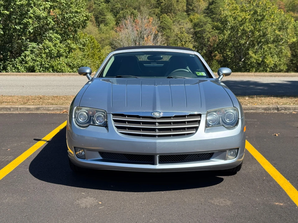 2005 Chrysler Crossfire - Image 10 of 31