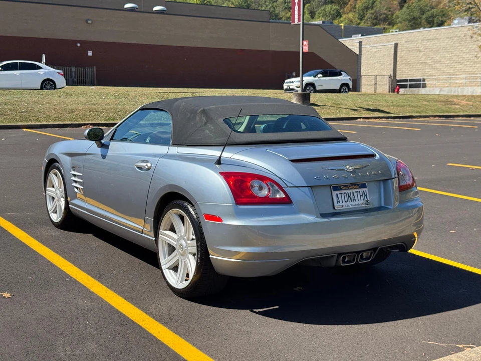 2005 Chrysler Crossfire - Image 13 of 31