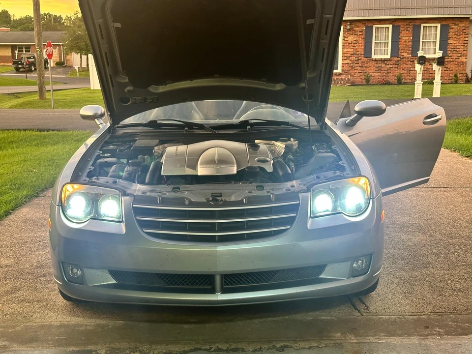 2005 Chrysler Crossfire - Image 19 of 31