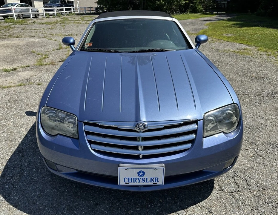 2005 Chrysler Crossfire - Image 9 of 31