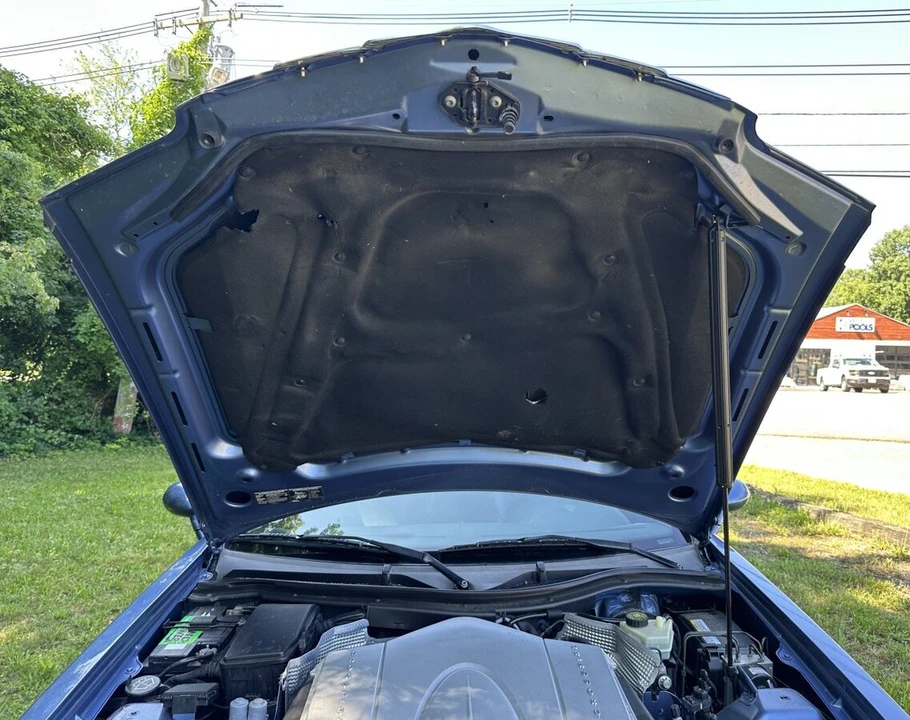 2005 Chrysler Crossfire - Image 22 of 31