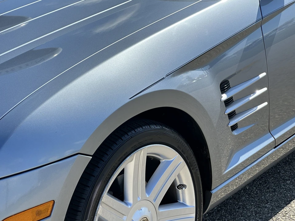 2005 Chrysler Crossfire - Image 29 of 31