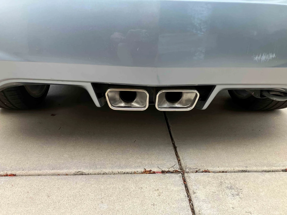 2005 Chrysler Crossfire - Image 26 of 31