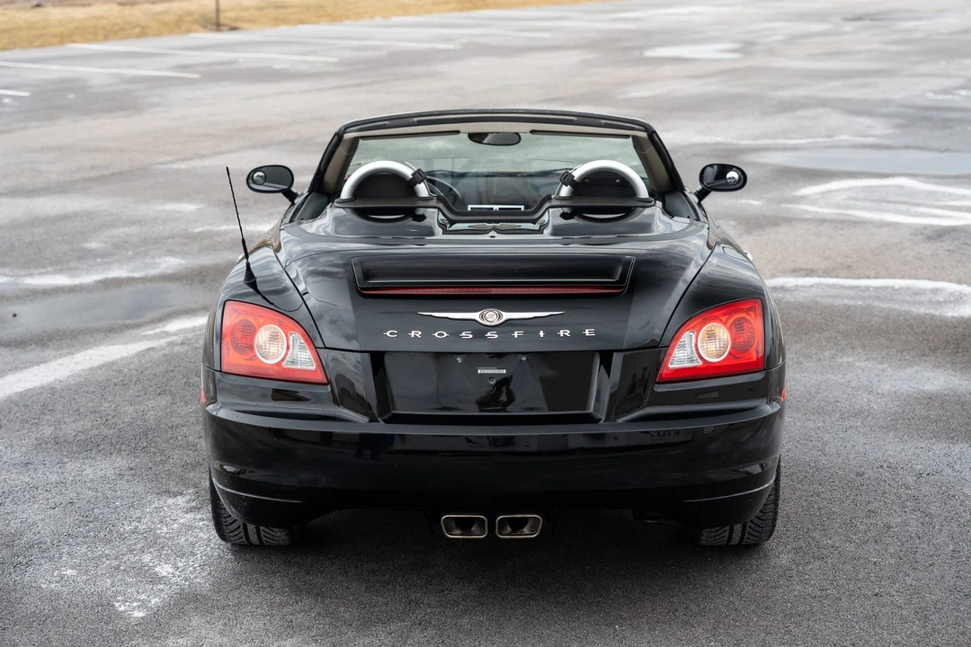 2005 Chrysler Crossfire - Image 9 of 31