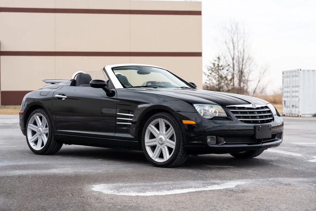 2005 Chrysler Crossfire - Image 13 of 31