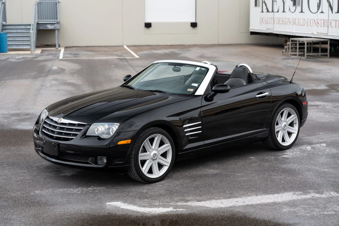 2005 Chrysler Crossfire - Image 3 of 31