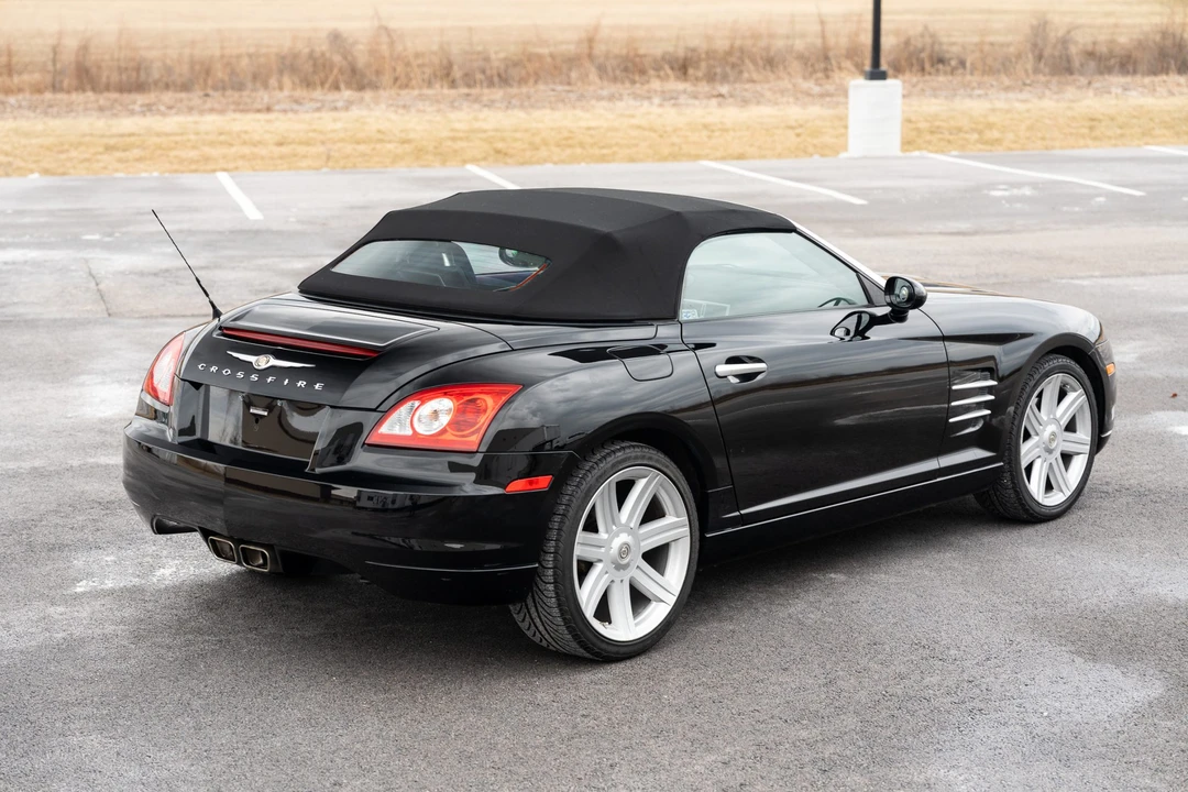 2005 Chrysler Crossfire - Image 31 of 31