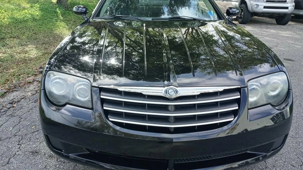 2005 Chrysler Crossfire - Image 11 of 13