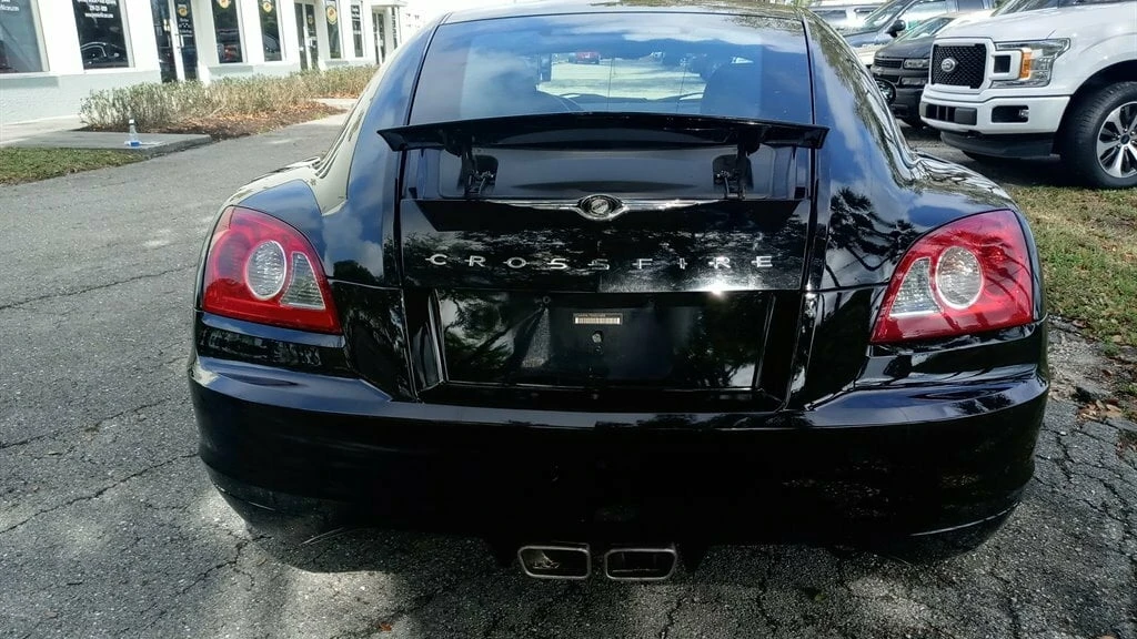2005 Chrysler Crossfire - Image 12 of 13
