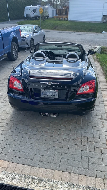 2005 Chrysler Crossfire - Image 19 of 31