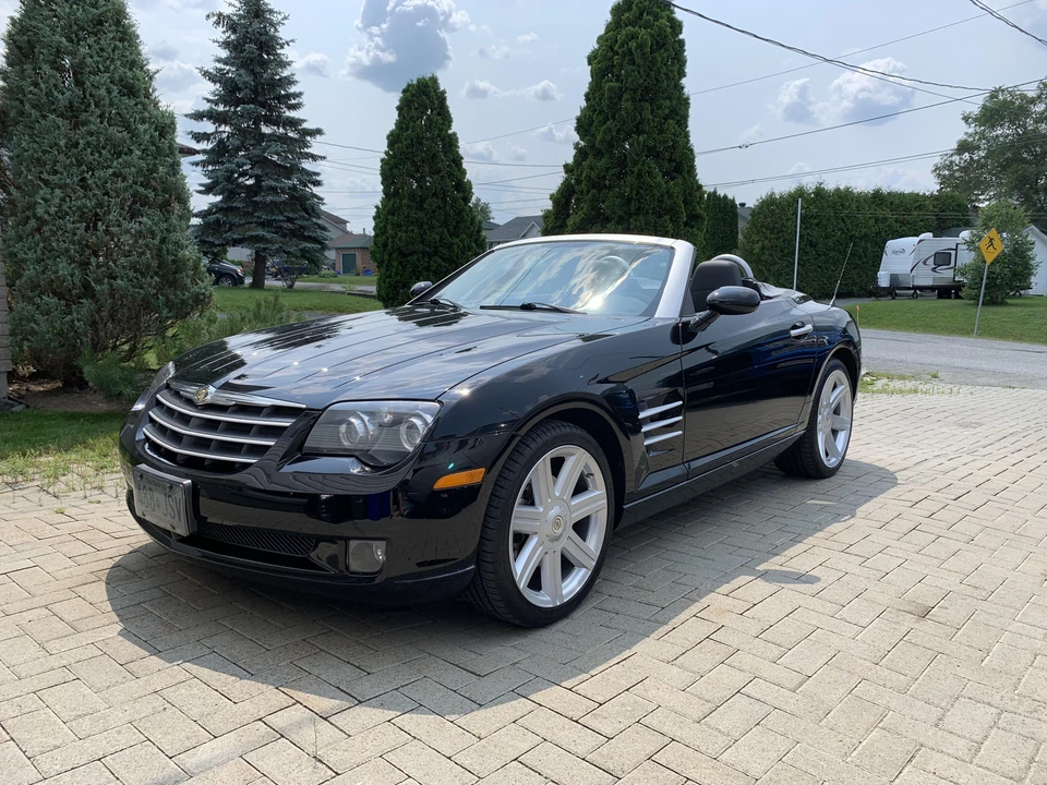 2005 Chrysler Crossfire - Image 9 of 31