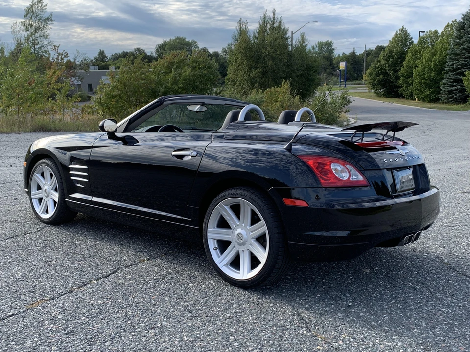 2005 Chrysler Crossfire - Image 15 of 31