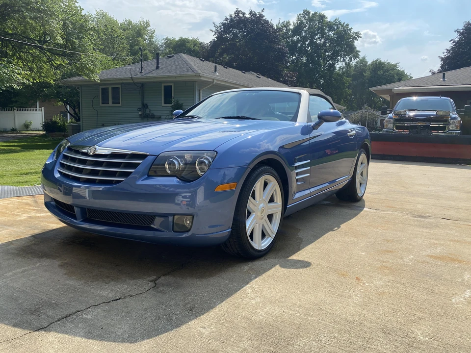 2005 Chrysler Crossfire - Image 8 of 31