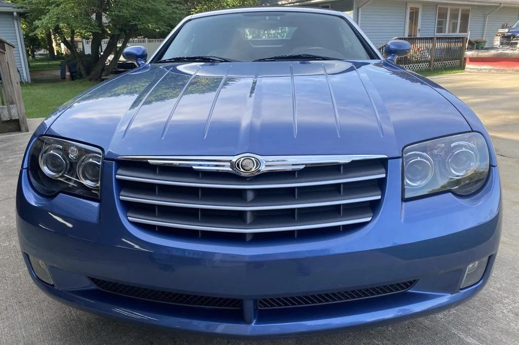 2005 Chrysler Crossfire - Image 2 of 31