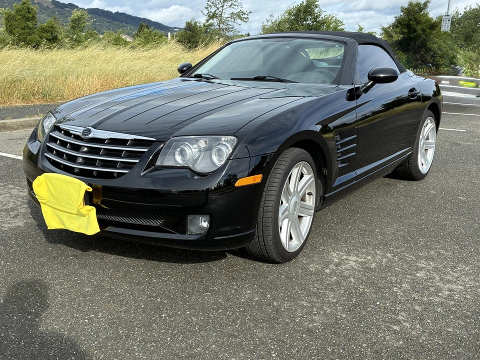 2005 Chrysler Crossfire - Image 18 of 31