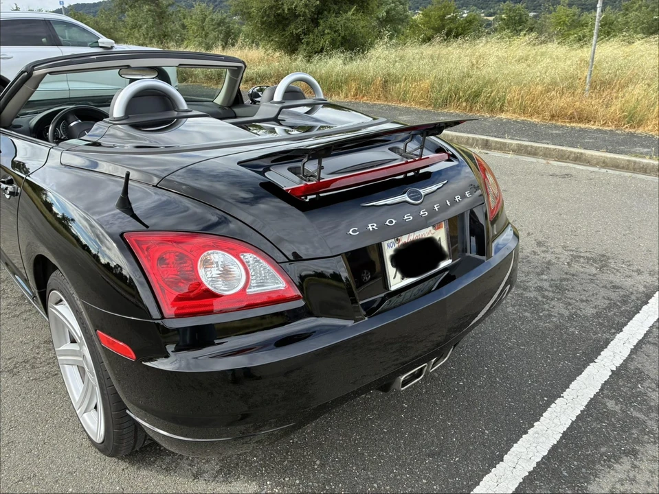 2005 Chrysler Crossfire - Image 31 of 31