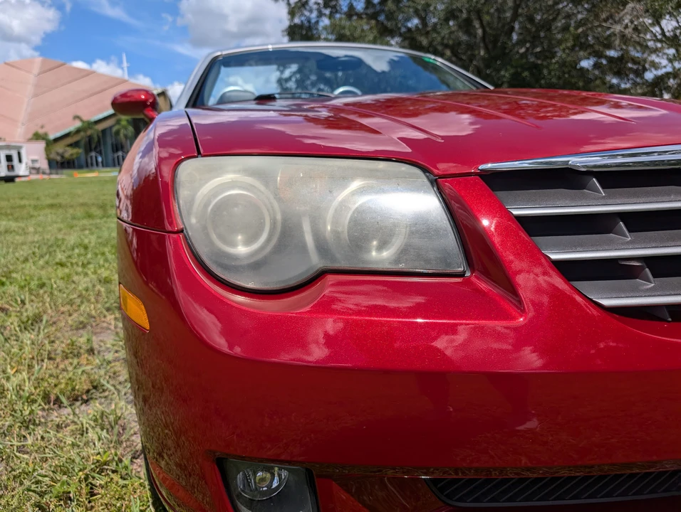 2005 Chrysler Crossfire - Image 21 of 31