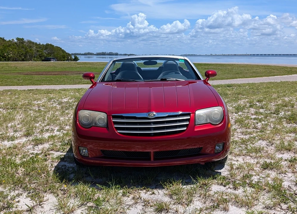 2005 Chrysler Crossfire - Image 9 of 31