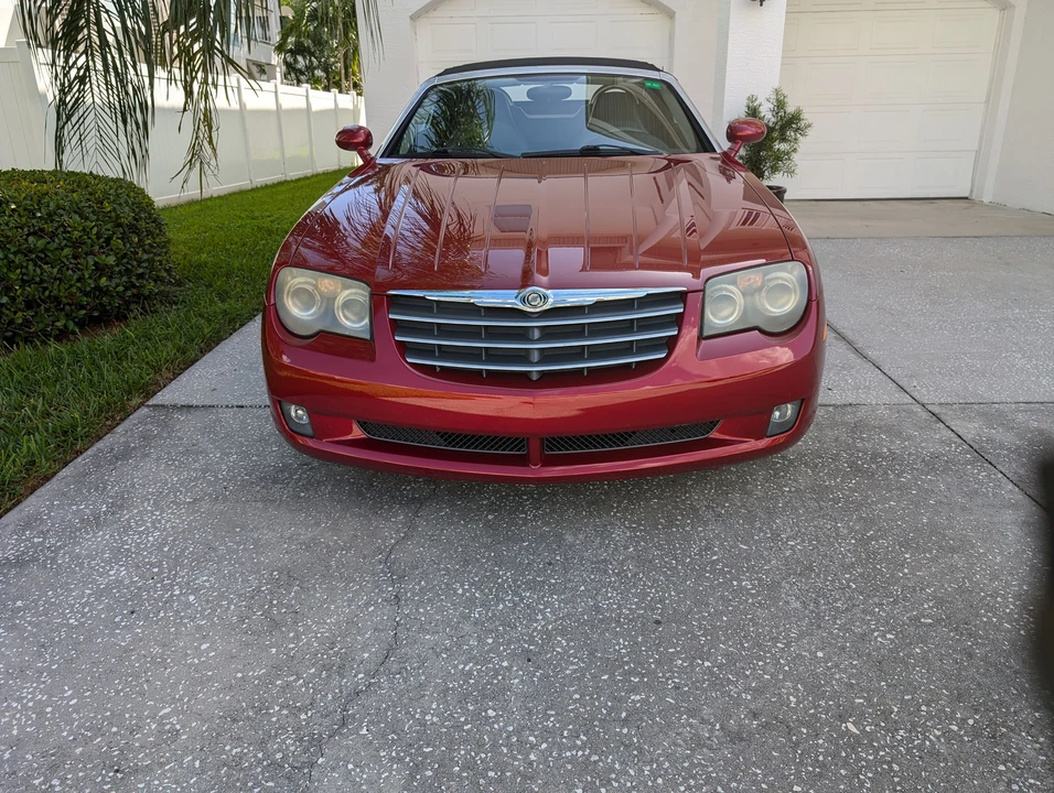 2005 Chrysler Crossfire - Image 10 of 31