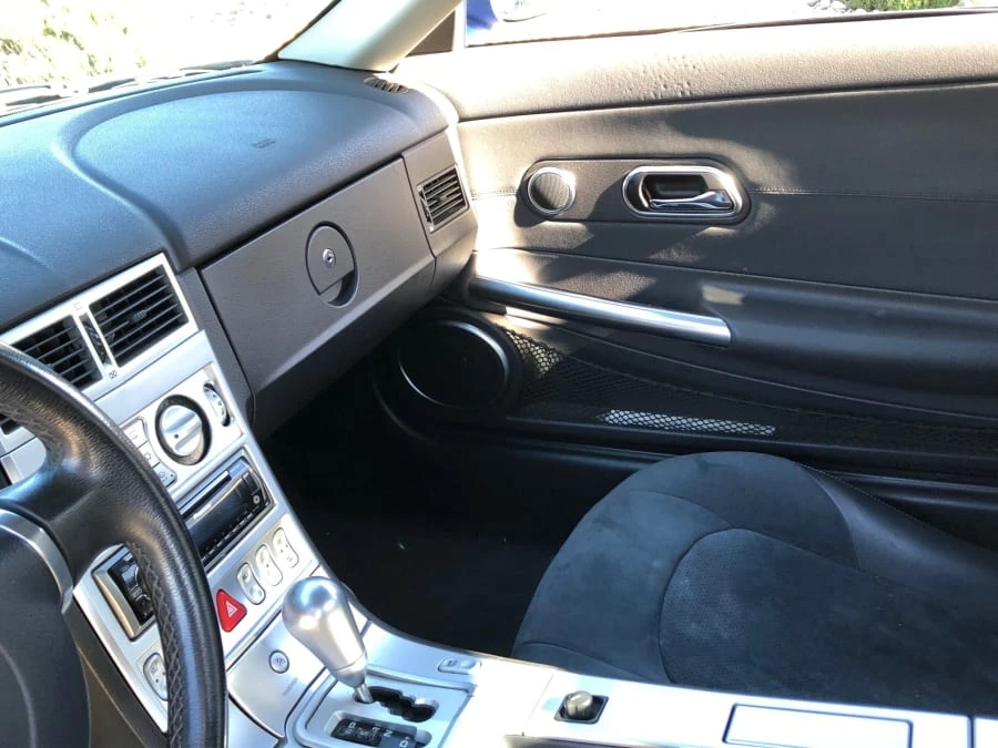 2005 Chrysler Crossfire - Image 8 of 12