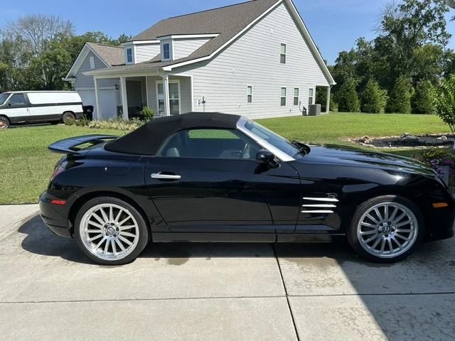 2005 Chrysler Crossfire - Image 2 of 15