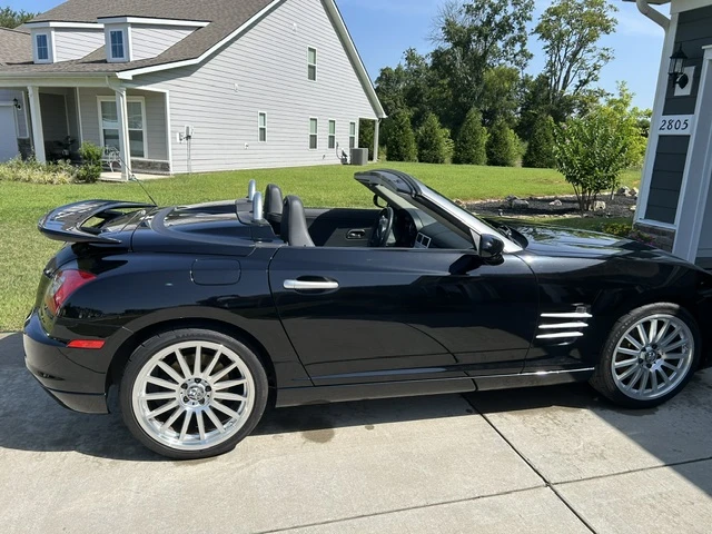 2005 Chrysler Crossfire - Image 9 of 15