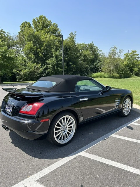 2005 Chrysler Crossfire - Image 14 of 15