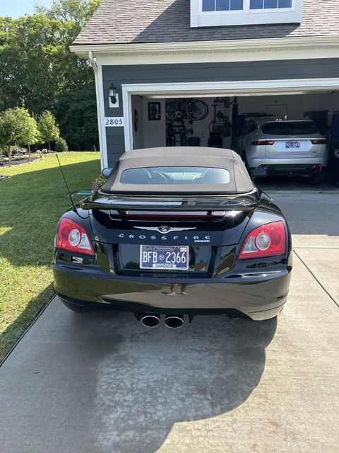 2005 Chrysler Crossfire - Image 4 of 15