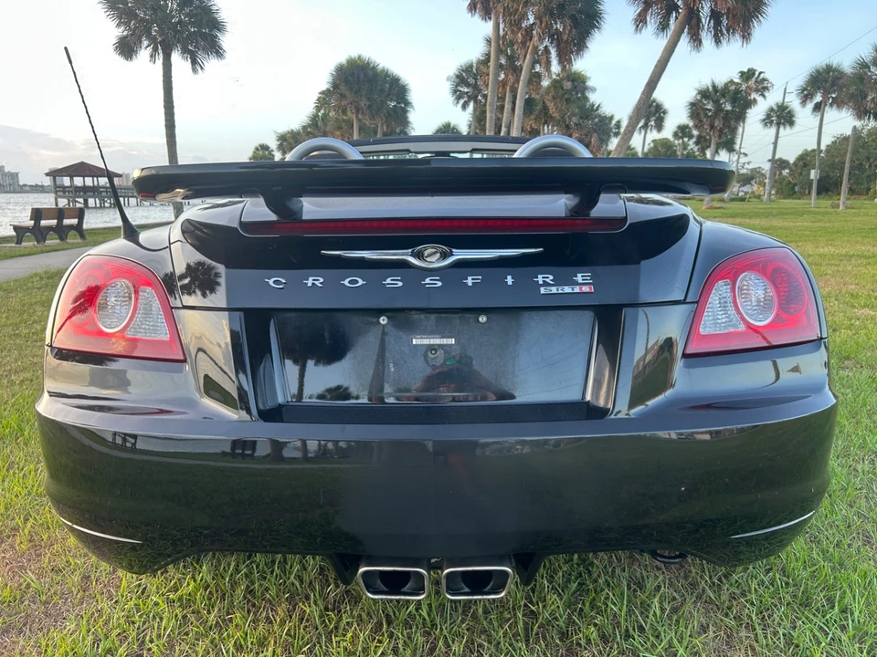 2005 Chrysler Crossfire - Image 7 of 20