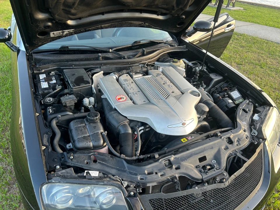 2005 Chrysler Crossfire - Image 16 of 20