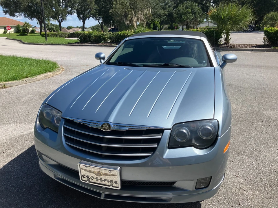 2005 Chrysler Crossfire - Image 4 of 23