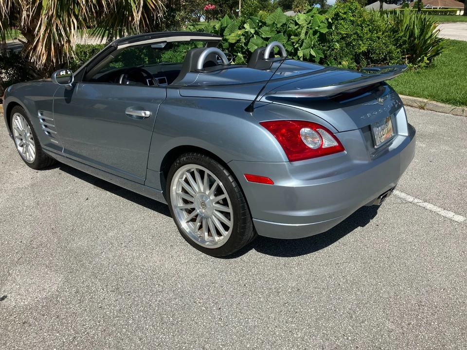 2005 Chrysler Crossfire - Image 5 of 23