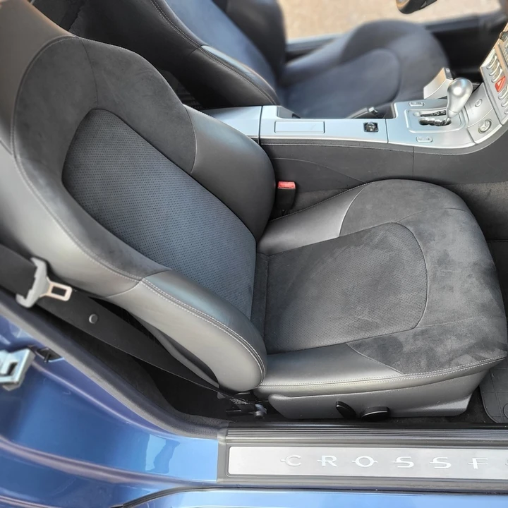 2005 Chrysler Crossfire - Image 26 of 31