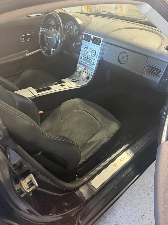 2005 Chrysler Crossfire - Image 14 of 31